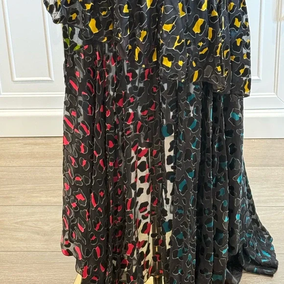 Alice + Olivia Pink and Red Embellished Tiered Maxi Dress - Picture 6 of 12